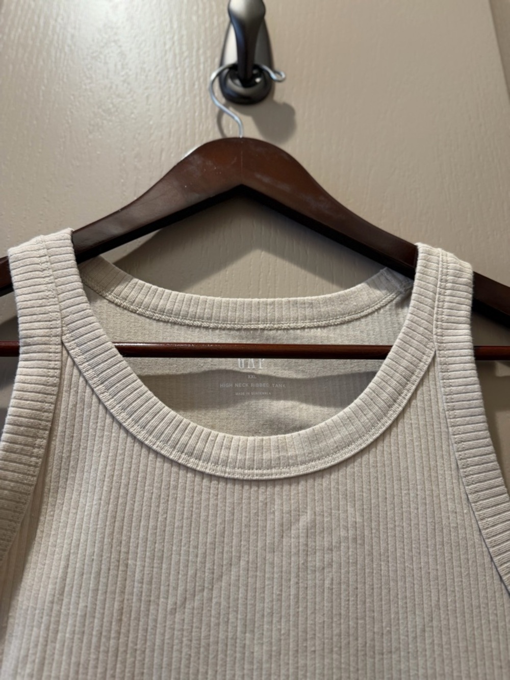 GAP Cream Ribbed Tank Top - Picture 3 of 5
